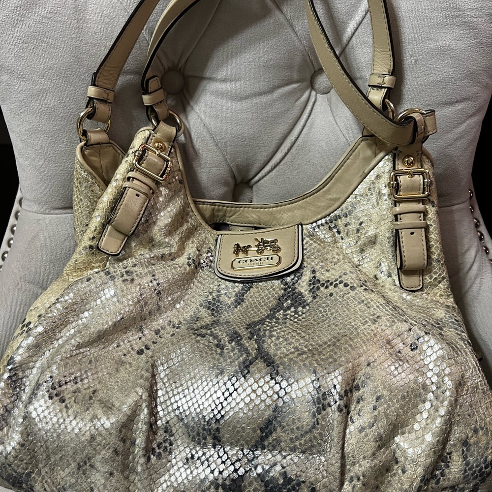 Beige Coach bag